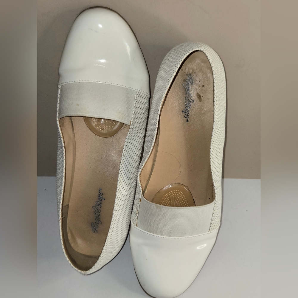 Angel Step 10w White Flats